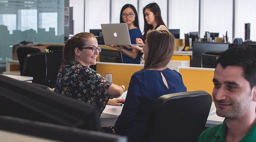 Jak zagwarantowaliśmy sprawne i bezpieczne działanie biura rachunkowego. - Zobacz, w jaki sposób zabezpieczyliśmy i usprawniliśmy działanie biura rachunkowego, które zatrudnia pracowników stacjonarnych i zdalnych. 